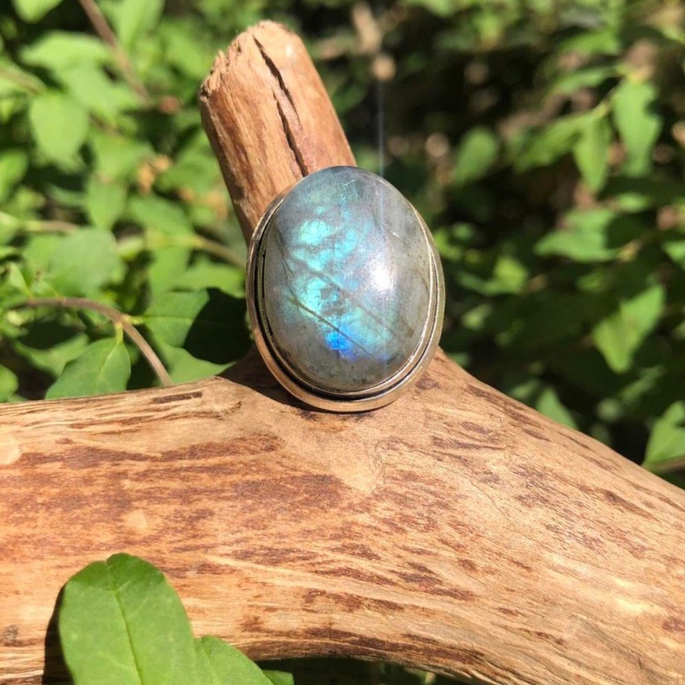 round labradorite ring